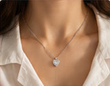 Collier Mini Cœur porté au quotidien