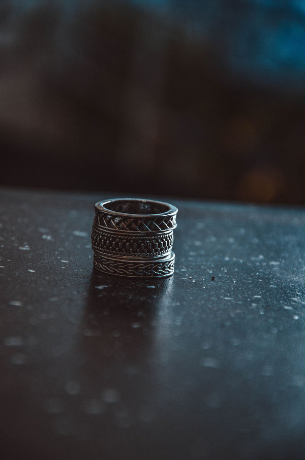 Chevalière texturée en argent