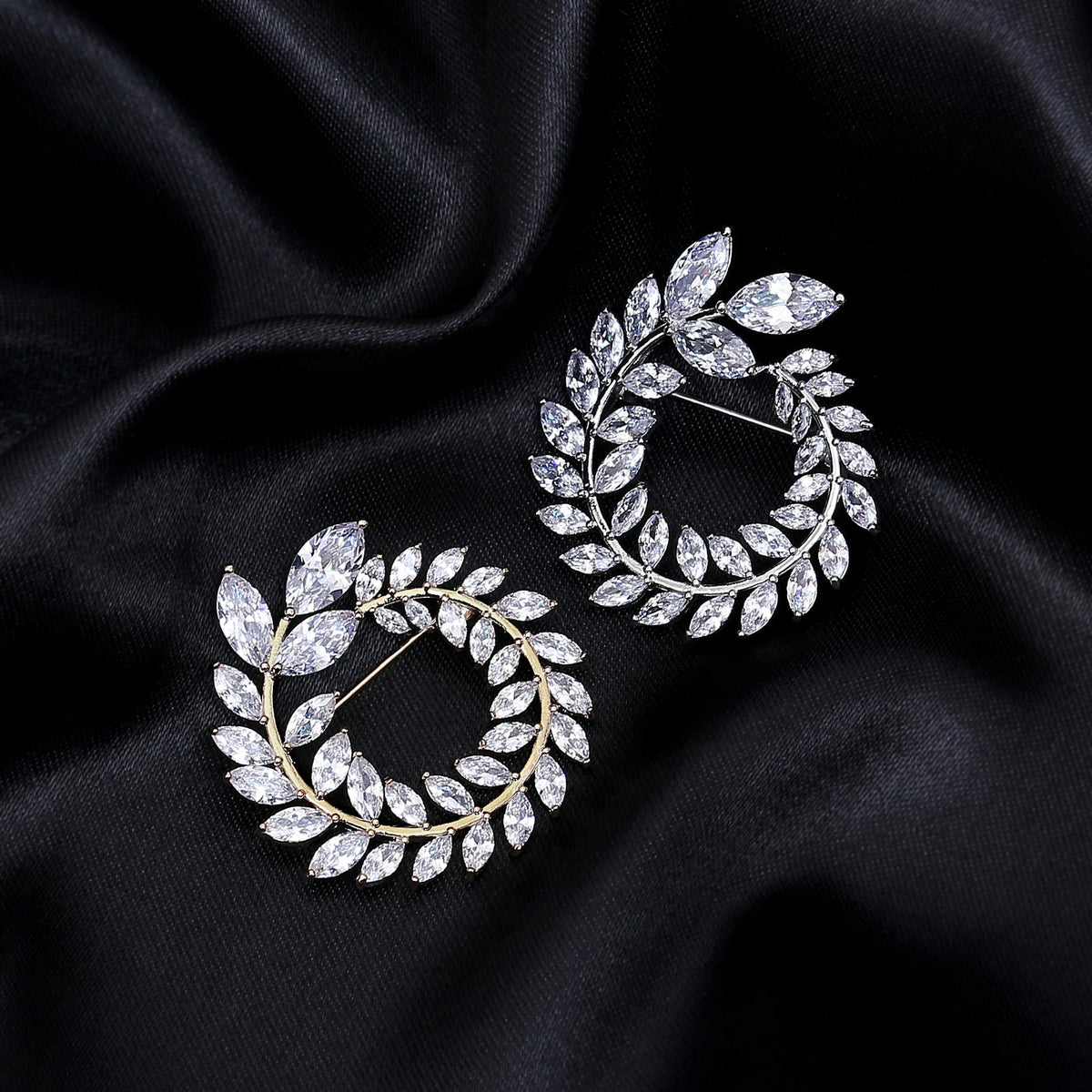 Boucles d'oreilles argent 925 à feuilles de zircons