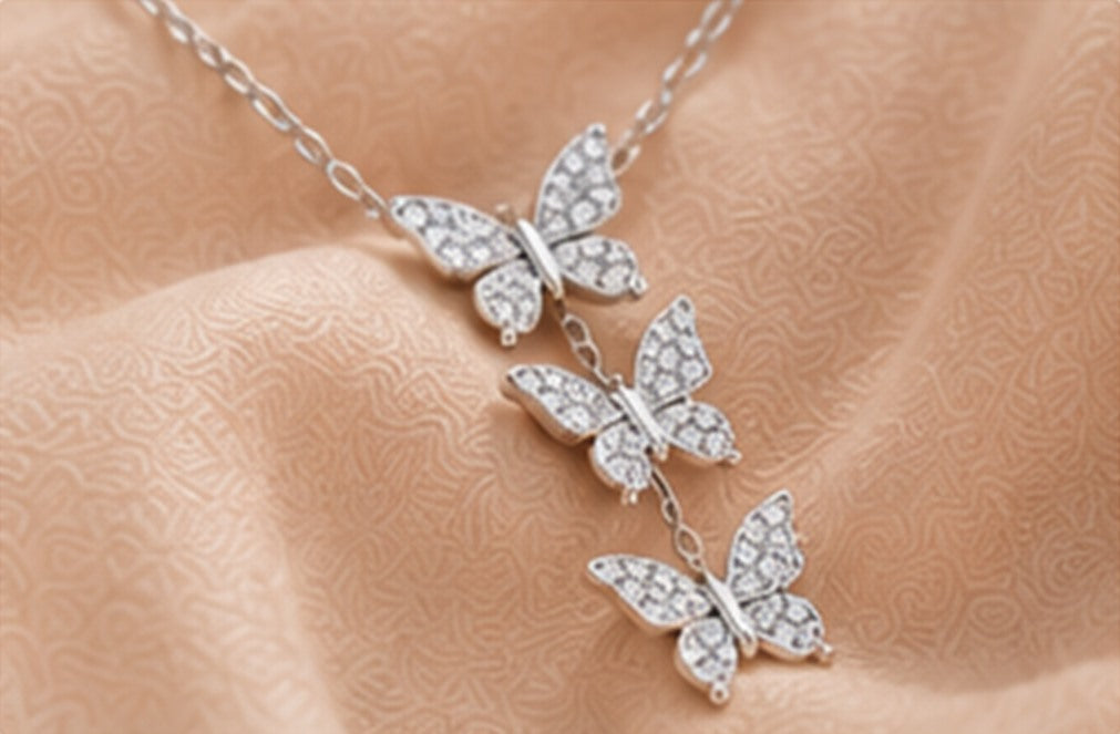 Collier Trio Papillon, trois papillons