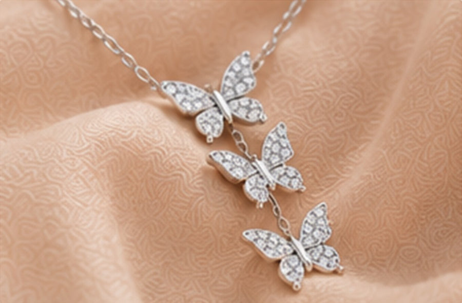 Collier Trio Papillon, trois papillons